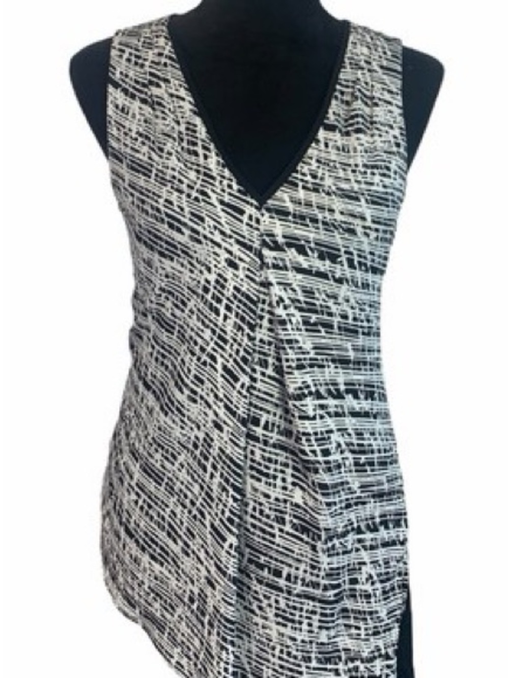 White House Black Market Black and White Abstract V-Neck Tunic